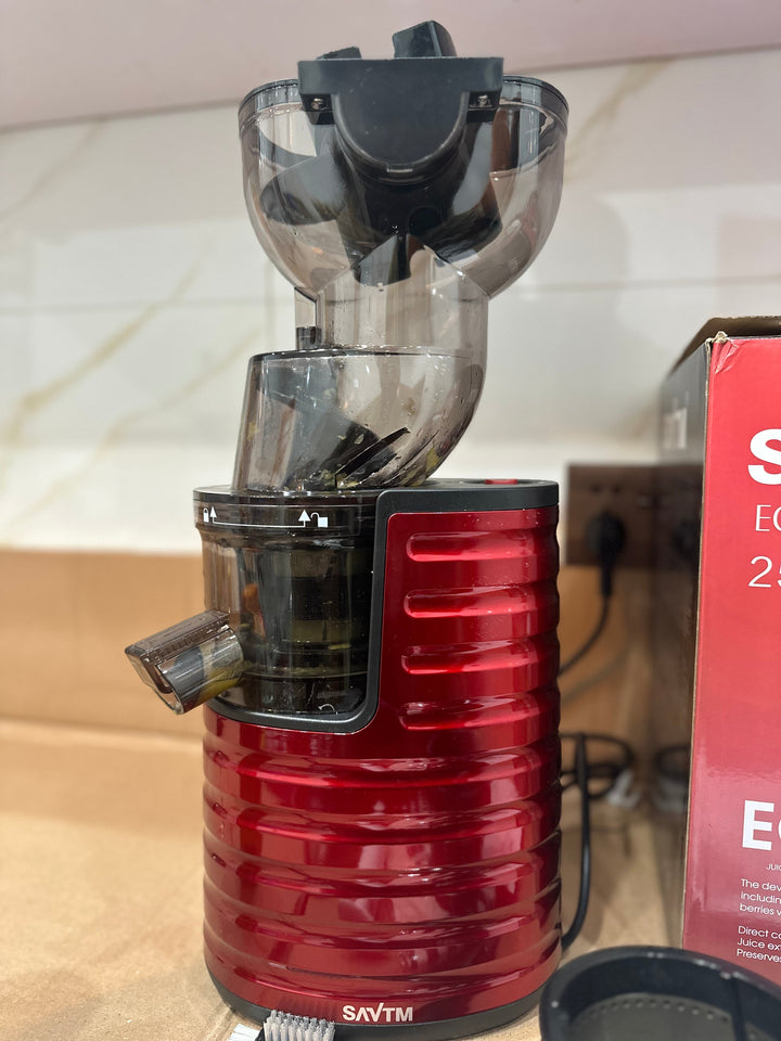 Savtm Whole-Fruit Slow Juicer